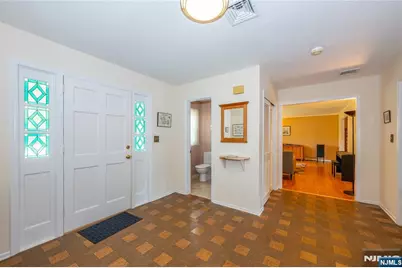 32 Natalie Drive, West Caldwell, NJ 07006 - Photo 2