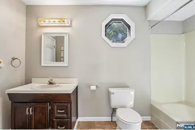 11 Woodward Avenue, Bloomingdale, NJ 07403 - Photo 28