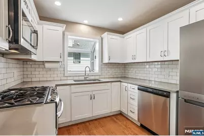 11 Woodward Avenue, Bloomingdale, NJ 07403 - Photo 20