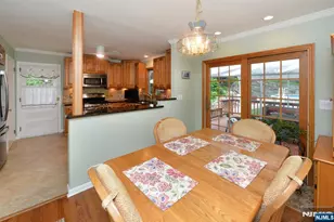 30 Knolls, Bloomingdale, NJ 07403 - Photo 8