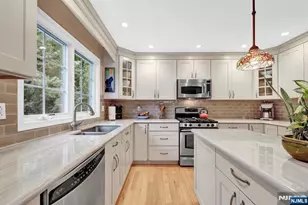 98 Maple St, Rutherford, NJ 07070 - Photo 18