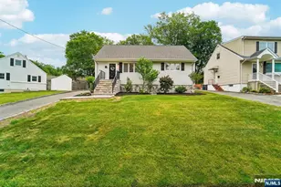13 Crane Terrace, Verona, NJ 07044 - Photo 2