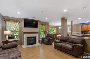 169 Vista Terrace, Pompton Lakes, NJ 07442 - Photo 6