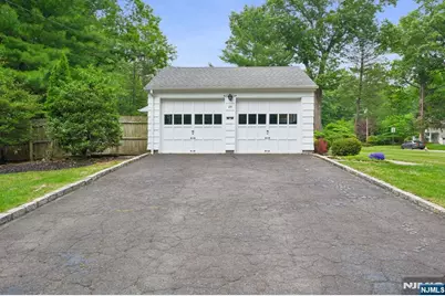 25 Grove Street, Caldwell, NJ 07006 - Photo 40