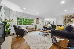 25 Grove St, Caldwell, NJ 07006 - Photo 4