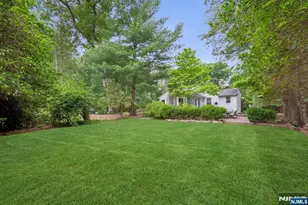 25 Grove St, Caldwell, NJ 07006 - Photo 46