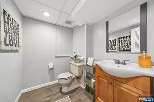 25 Grove St, Caldwell, NJ 07006 - Photo 28
