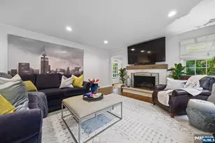 25 Grove St, Caldwell, NJ 07006 - Photo 2