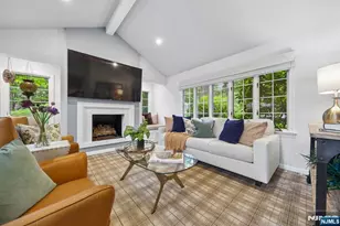 25 Grove St, Caldwell, NJ 07006 - Photo 8