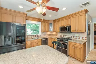 4 Hover Dr, Mount Arlington, NJ 07856 - Photo 8
