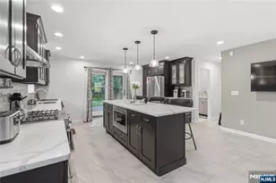 913 High Mountain Rd, North Haledon, NJ 07508 - Photo 12