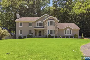 913 High Mountain Rd, North Haledon, NJ 07508 - Photo 2