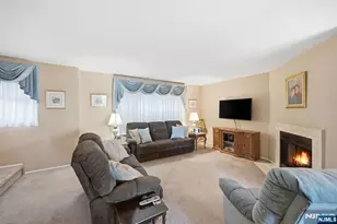 88 Metro Vista Dr, Hawthorne, NJ 07506 - Photo 10