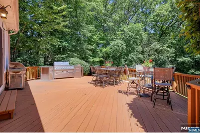 10 Moonshadow Court, Kinnelon, NJ 07405 - Photo 38