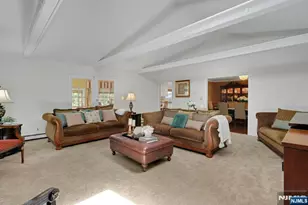 10 Moonshadow Ct, Kinnelon, NJ 07405 - Photo 16