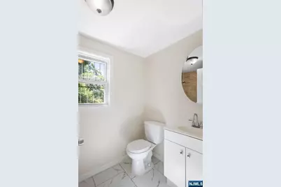 98 Devine Street, Newark, NJ 07106 - Photo 18