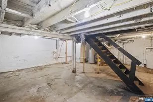 98 Devine St, Newark, NJ 07106 - Photo 20