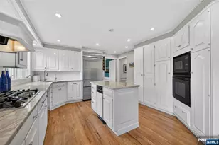 241 Avondale Rd, Ridgewood, NJ 07450 - Photo 10