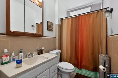 11 Yereance Avenue, Clifton, NJ 07106 - Photo 16