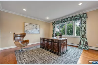 18 Berkshire Place, Englewood Cliffs, NJ 07632 - Photo 12