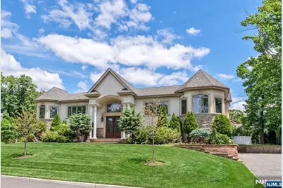 18 Berkshire Place, Englewood Cliffs, NJ 07632 - Photo 30