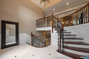 18 Berkshire Pl, Englewood Cliffs, NJ 07632 - Photo 2