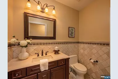 18 Berkshire Place, Englewood Cliffs, NJ 07632 - Photo 14