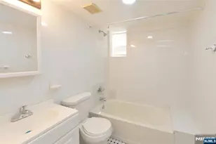 54 Ave B, Lodi, NJ 07644 - Photo 18