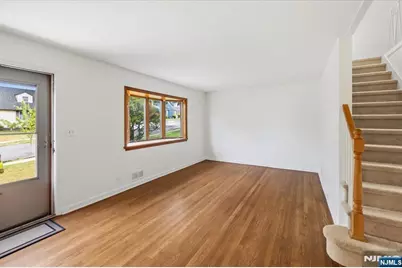 346 E Woodland Road, New Milford, NJ 07646 - Photo 6