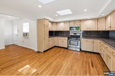 346 E Woodland Road, New Milford, NJ 07646 - Photo 14