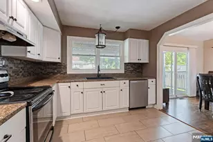 12 River Rd, Jefferson Township, NJ 07438 - Photo 8