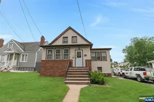 22 Passaic Ave, Hasbrouck Heights, NJ 07604 - Photo 4