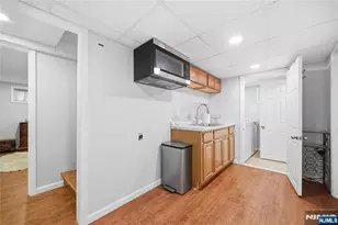 48 W Cedar St, Livingston, NJ 07039 - Photo 18