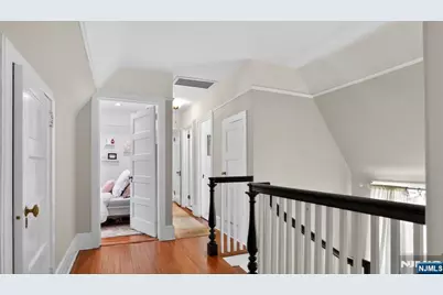 230 Satterthwaite Avenue, Nutley, NJ 07110 - Photo 30