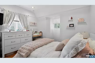 230 Satterthwaite Avenue, Nutley, NJ 07110 - Photo 22