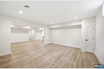 20 Hampton Terrace, Livingston, NJ 07039 - Photo 46