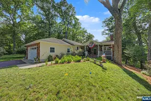 29 Minnehaha Blvd, Oakland, NJ 07436 - Photo 2