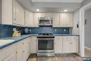 79 Truman Blvd, Oakland, NJ 07436 - Photo 10