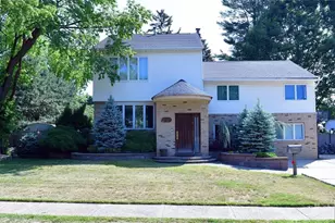 307 Dorothy St, Fair Lawn, NJ 07410 - Photo 2