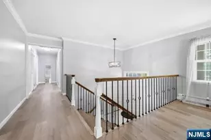376 Lakeview Dr, Wyckoff Township, NJ 07481 - Photo 6