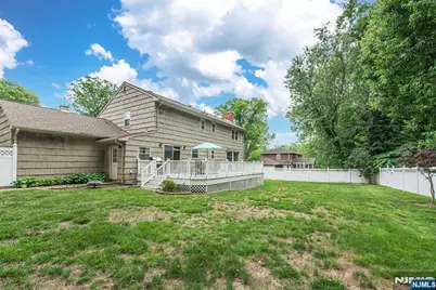 7 Natalie, West Caldwell, NJ 07006 - Photo 28