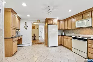 18 Patterson St, Harrison, NJ 07029 - Photo 20