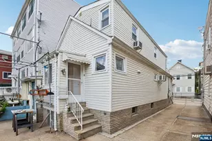 18 Patterson St, Harrison, NJ 07029 - Photo 44