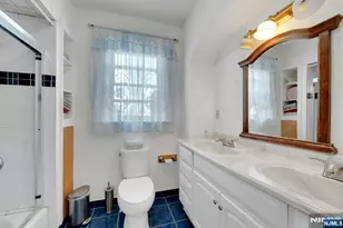 541 Page Ave, Lyndhurst Township, NJ 07071 - Photo 14