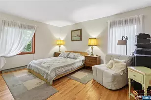 17 River Dr, Elmwood Park, NJ 07407 - Photo 4