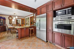 17 River Dr, Elmwood Park, NJ 07407 - Photo 40