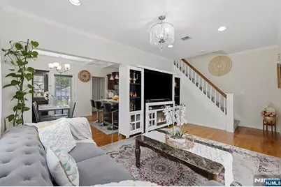 65 Franklin Road, Teaneck Township, NJ 07666 - Photo 8