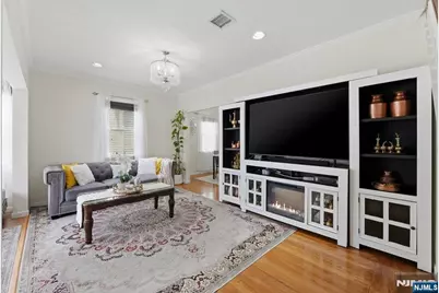 65 Franklin Road, Teaneck Township, NJ 07666 - Photo 6