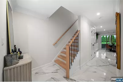 25 Knox Avenue, Cliffside Park, NJ 07010 - Photo 34