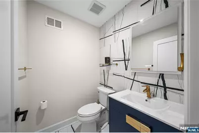25 Knox Avenue, Cliffside Park, NJ 07010 - Photo 28